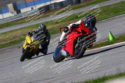 media/Jan-21-2023-Fastrack Riders (Sat) [[fcf3f88a30]]/Level 3/Session 4 Turn 6-Mountian Shot/